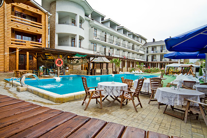 Нажмите чтобы увеличить фото отель «Атлантик» Всё включено Феодосия